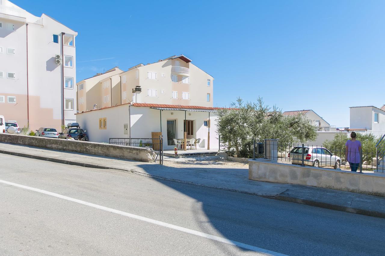 Apartment "San Marino" Baška Voda Exteriör bild