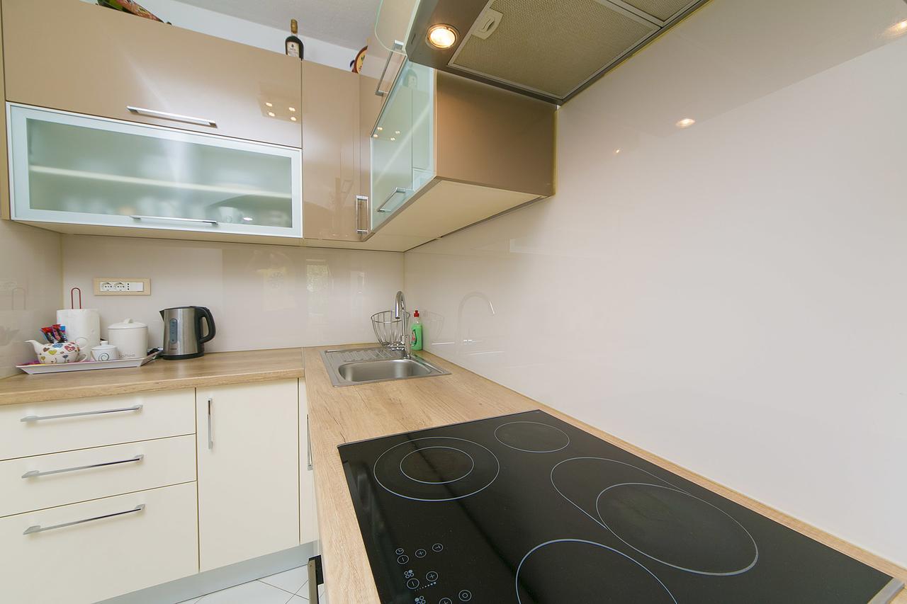 Apartment "San Marino" Baška Voda Exteriör bild
